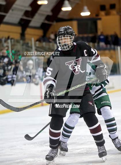 Thumbnail 3 in Verona/Glen Ridge vs Livingston photogallery.