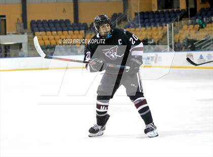 Thumbnail 3 in Verona/Glen Ridge vs Livingston photogallery.
