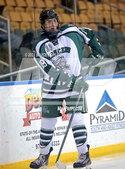 Thumbnail 2 in Verona/Glen Ridge vs Livingston photogallery.