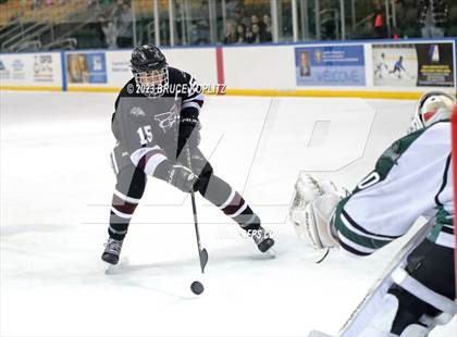 Thumbnail 2 in Verona/Glen Ridge vs Livingston photogallery.