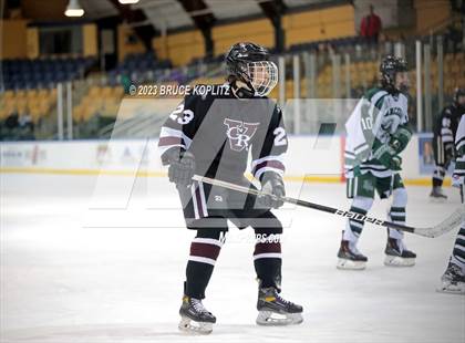 Thumbnail 3 in Verona/Glen Ridge vs Livingston photogallery.