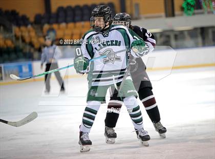 Thumbnail 1 in Verona/Glen Ridge vs Livingston photogallery.
