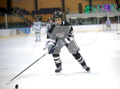 Thumbnail 2 in Verona/Glen Ridge vs Livingston photogallery.