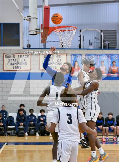 Thumbnail 2 in East Lake vs Holy Trinity Episcopal Academy  (Sun Bash Tourney) photogallery.