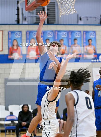 Thumbnail 2 in East Lake vs Holy Trinity Episcopal Academy  (Sun Bash Tourney) photogallery.