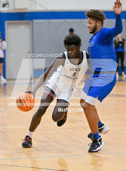 Thumbnail 3 in East Lake vs Holy Trinity Episcopal Academy  (Sun Bash Tourney) photogallery.