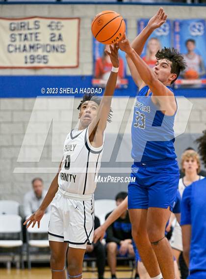 Thumbnail 2 in East Lake vs Holy Trinity Episcopal Academy  (Sun Bash Tourney) photogallery.