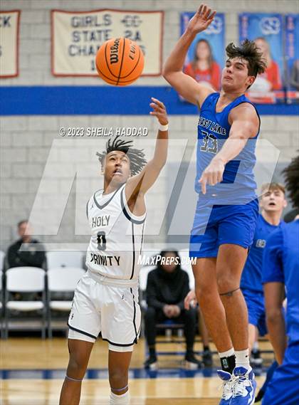 Thumbnail 3 in East Lake vs Holy Trinity Episcopal Academy  (Sun Bash Tourney) photogallery.