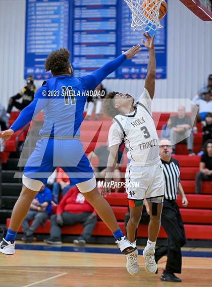 Thumbnail 2 in East Lake vs Holy Trinity Episcopal Academy  (Sun Bash Tourney) photogallery.