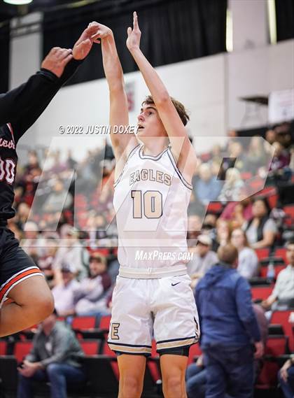 Thumbnail 2 in Boulder City vs. Fernley (NIAA Class 3A State Boys Semifinal) photogallery.