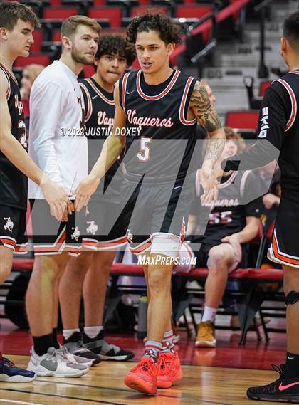 Thumbnail 3 in Boulder City vs. Fernley (NIAA Class 3A State Boys Semifinal) photogallery.