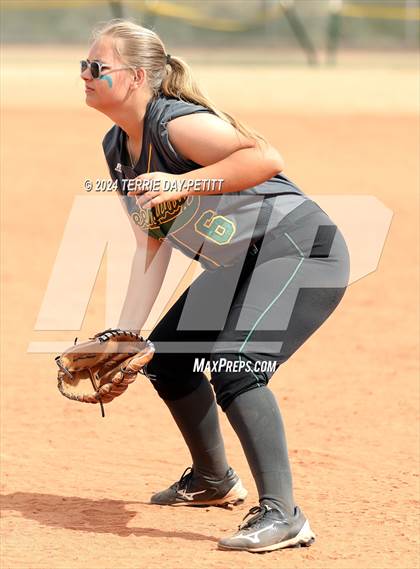 Thumbnail 3 in Greenway vs Coconino (Sunrise Mountain Invitational) photogallery.