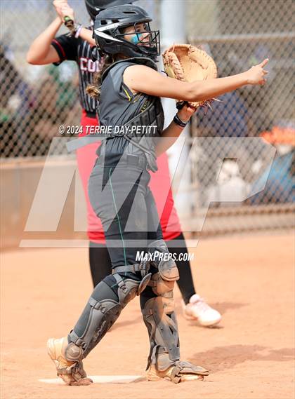 Thumbnail 2 in Greenway vs Coconino (Sunrise Mountain Invitational) photogallery.