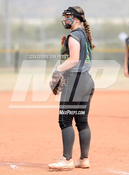 Thumbnail 2 in Greenway vs Coconino (Sunrise Mountain Invitational) photogallery.