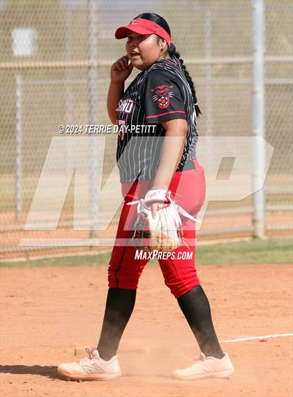 Thumbnail 3 in Greenway vs Coconino (Sunrise Mountain Invitational) photogallery.