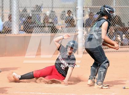 Thumbnail 2 in Greenway vs Coconino (Sunrise Mountain Invitational) photogallery.