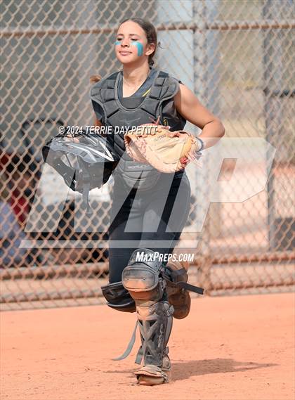 Thumbnail 2 in Greenway vs Coconino (Sunrise Mountain Invitational) photogallery.