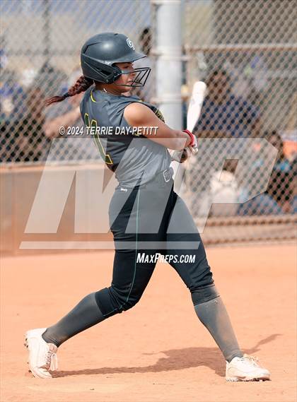 Thumbnail 3 in Greenway vs Coconino (Sunrise Mountain Invitational) photogallery.