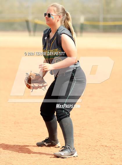 Thumbnail 1 in Greenway vs Coconino (Sunrise Mountain Invitational) photogallery.