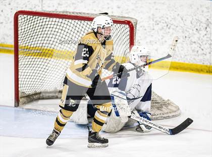 Thumbnail 2 in Brewer vs. Yarmouth (MPA Regional Final) photogallery.