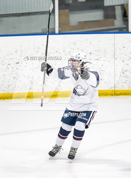 Thumbnail 2 in Brewer vs. Yarmouth (MPA Regional Final) photogallery.