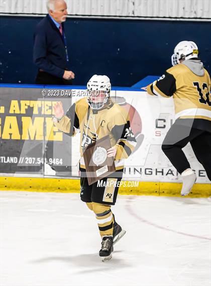 Thumbnail 2 in Brewer vs. Yarmouth (MPA Regional Final) photogallery.