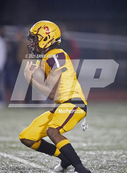 Thumbnail 3 in Benicia @ Las Lomas (CIF NCS D3 Semifinal) photogallery.