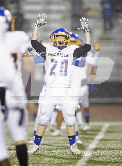 Thumbnail 3 in Benicia @ Las Lomas (CIF NCS D3 Semifinal) photogallery.