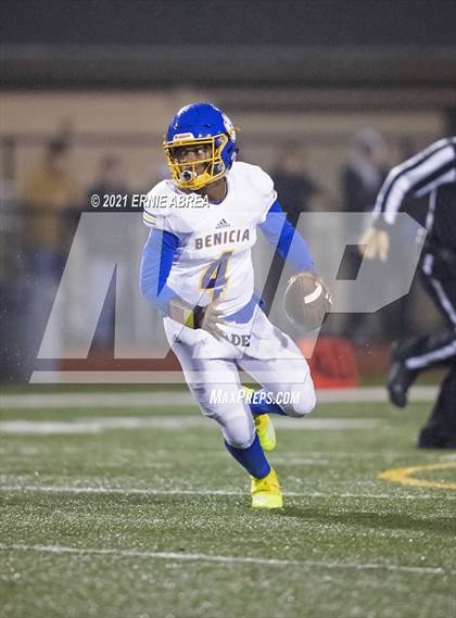 Thumbnail 1 in Benicia @ Las Lomas (CIF NCS D3 Semifinal) photogallery.