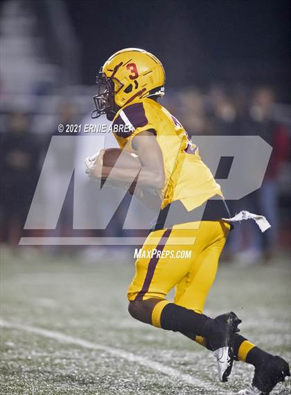 Thumbnail 1 in Benicia @ Las Lomas (CIF NCS D3 Semifinal) photogallery.
