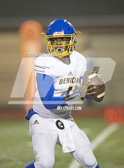Thumbnail 3 in Benicia @ Las Lomas (CIF NCS D3 Semifinal) photogallery.