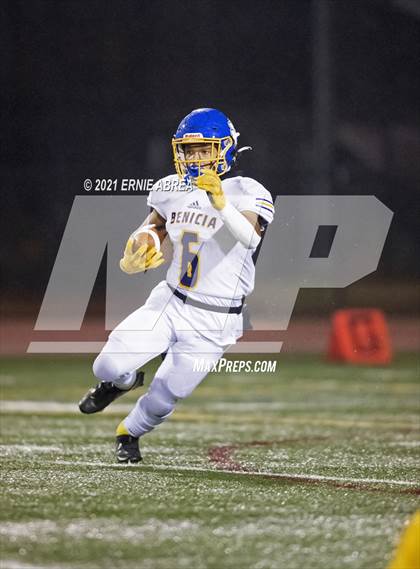 Thumbnail 3 in Benicia @ Las Lomas (CIF NCS D3 Semifinal) photogallery.