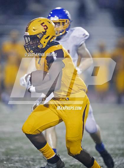 Thumbnail 3 in Benicia @ Las Lomas (CIF NCS D3 Semifinal) photogallery.