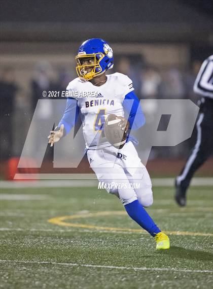 Thumbnail 3 in Benicia @ Las Lomas (CIF NCS D3 Semifinal) photogallery.