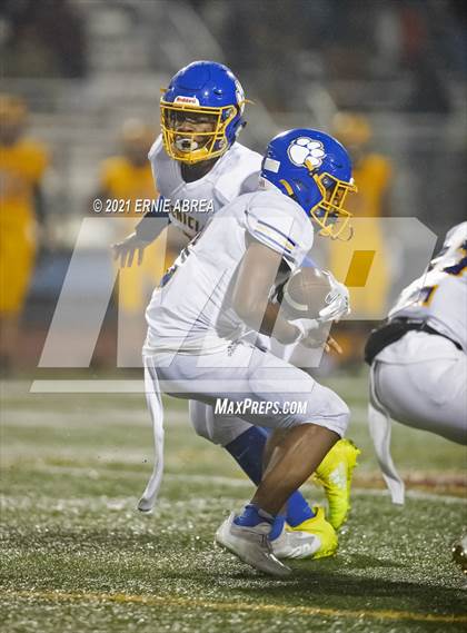 Thumbnail 2 in Benicia @ Las Lomas (CIF NCS D3 Semifinal) photogallery.