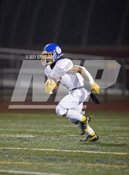 Thumbnail 3 in Benicia @ Las Lomas (CIF NCS D3 Semifinal) photogallery.
