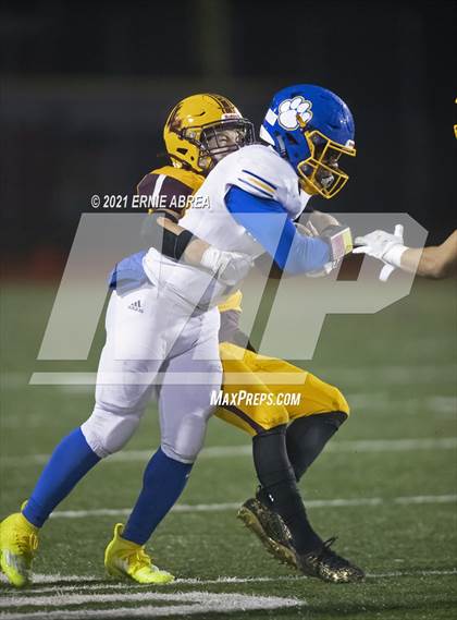 Thumbnail 3 in Benicia @ Las Lomas (CIF NCS D3 Semifinal) photogallery.
