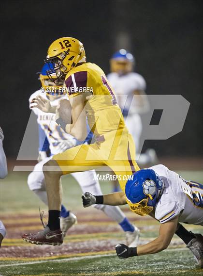 Thumbnail 3 in Benicia @ Las Lomas (CIF NCS D3 Semifinal) photogallery.