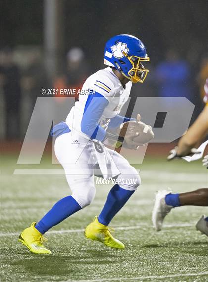 Thumbnail 3 in Benicia @ Las Lomas (CIF NCS D3 Semifinal) photogallery.