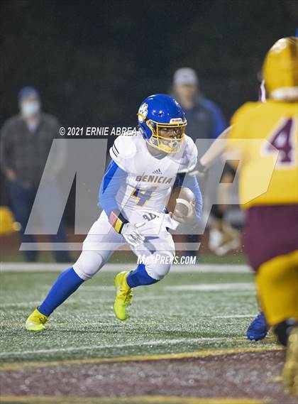 Thumbnail 3 in Benicia @ Las Lomas (CIF NCS D3 Semifinal) photogallery.