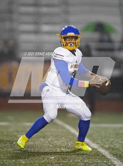 Thumbnail 2 in Benicia @ Las Lomas (CIF NCS D3 Semifinal) photogallery.