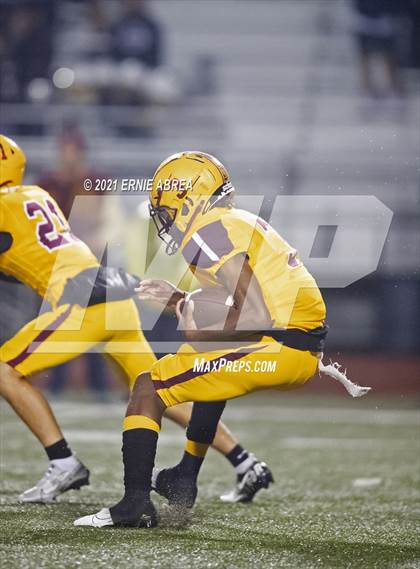 Thumbnail 3 in Benicia @ Las Lomas (CIF NCS D3 Semifinal) photogallery.