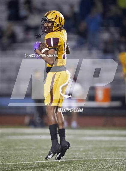 Thumbnail 1 in Benicia @ Las Lomas (CIF NCS D3 Semifinal) photogallery.