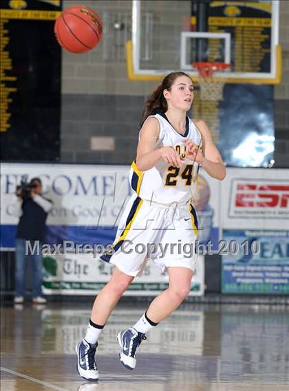 Thumbnail 1 in Sacramento vs. Oak Ridge (Common Good Classic) photogallery.
