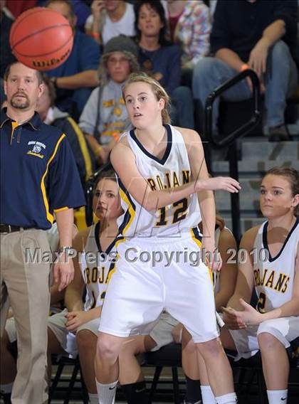 Thumbnail 3 in Sacramento vs. Oak Ridge (Common Good Classic) photogallery.