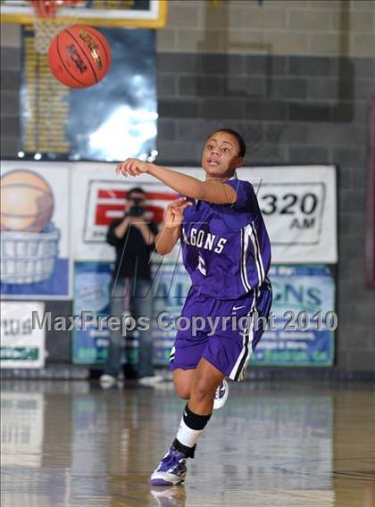 Thumbnail 1 in Sacramento vs. Oak Ridge (Common Good Classic) photogallery.