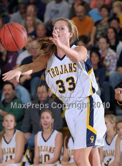 Thumbnail 2 in Sacramento vs. Oak Ridge (Common Good Classic) photogallery.