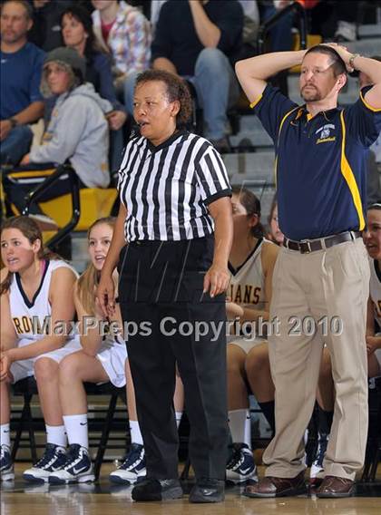 Thumbnail 2 in Sacramento vs. Oak Ridge (Common Good Classic) photogallery.