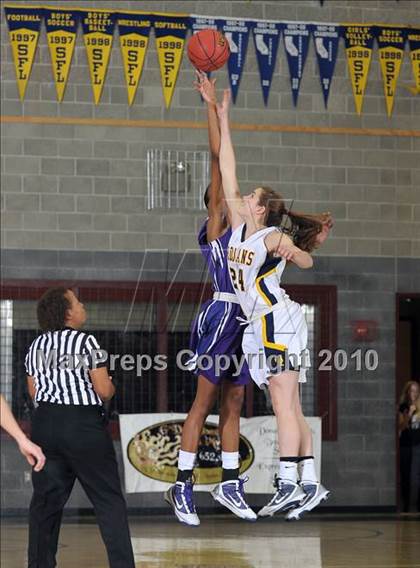 Thumbnail 2 in Sacramento vs. Oak Ridge (Common Good Classic) photogallery.