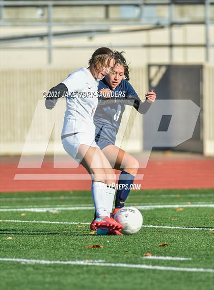 Thumbnail 2 in Capital @ Lakes (WIAA 3A Divisional Playoff) photogallery.